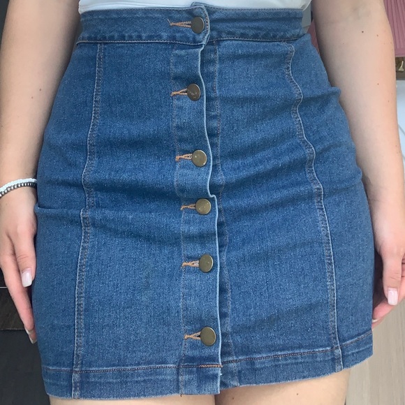 Jean skirt - Picture 2 of 3